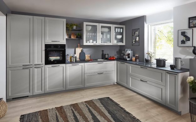 Bild von Nobilia Landhaus Küche in grau